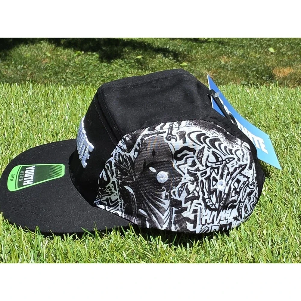 Fortnite Hat Youth Size Black And White Games OSFM NWT Black Knight Raven